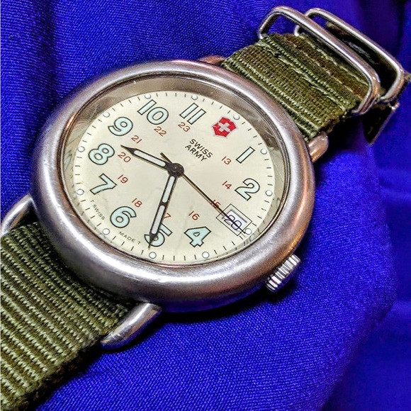 Swiss Army Vintage 38mm Classic Cavalry Swiss Made Men's Watch - Picture 5 of 6